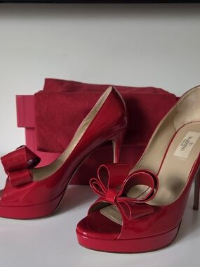 Valentino Red Patent Peep-Toe Platform Pumps with Bow